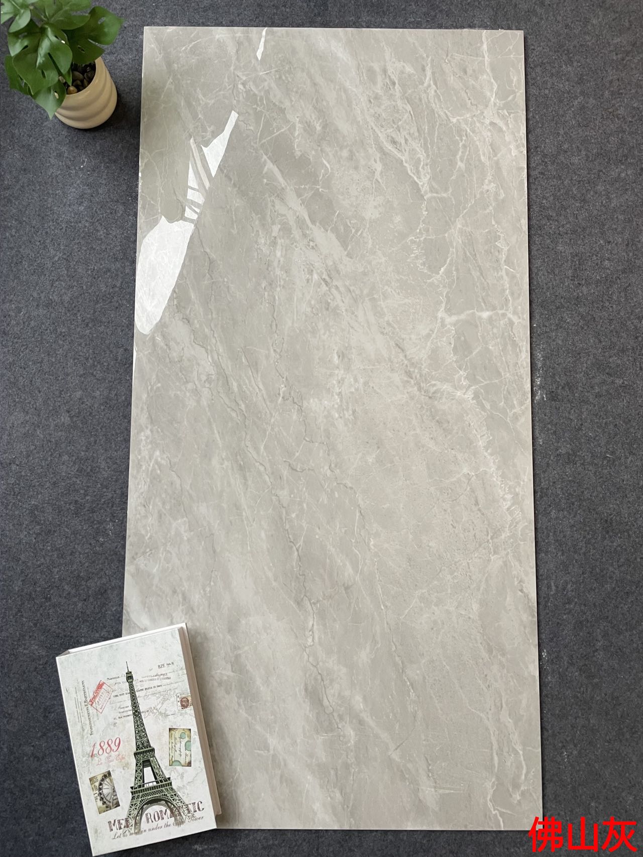 亮光 超晶通体大理石 TC126501佛山灰 一石五面 自由连纹 亮光通体