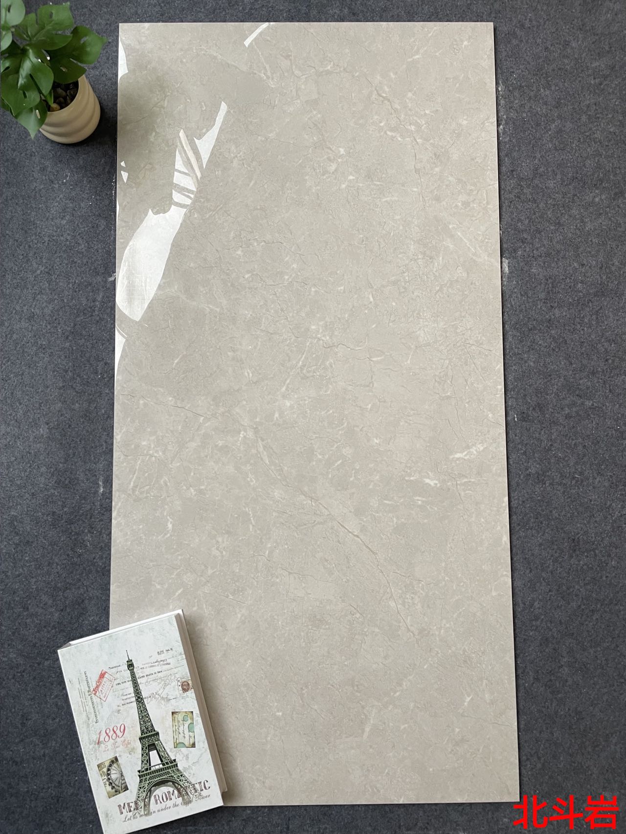 亮光 超晶通体大理石 612GT053 北斗岩 一石五面 自由连纹 亮光通体